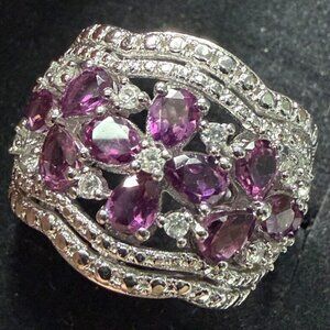 Silver 6.5g Grape Garnet App 2.5ct Ring - Size 7